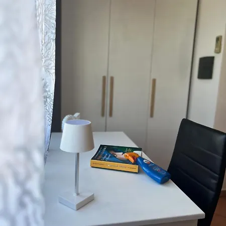 לינה וארוחת בוקר Il Canarino