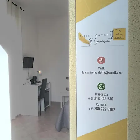 Il Canarino לינה וארוחת בוקר 3*