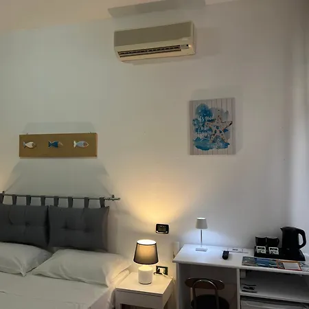 לינה וארוחת בוקר Il Canarino