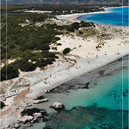 Bed & Breakfast Il Canarino Affittacamere La Caletta